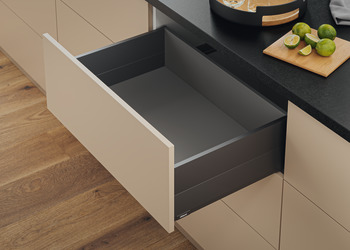 Drawer set, Blum Merivobox, system height E with Boxcap, 70 kg load bearing capacity