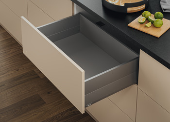 Drawer set, Blum Merivobox, system height E with Boxcap, 70 kg load bearing capacity