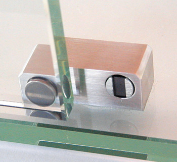 magnetni zatvarač, Nehrđajući čelik, sila prianjanja 1,8 kg, za lijepljenje,