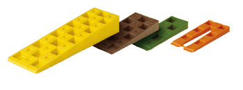 Škatla z mešanimi zagozdami, 245 kosov: rjava/zelena/oranžna/rumena 75/70/60/40 kosov